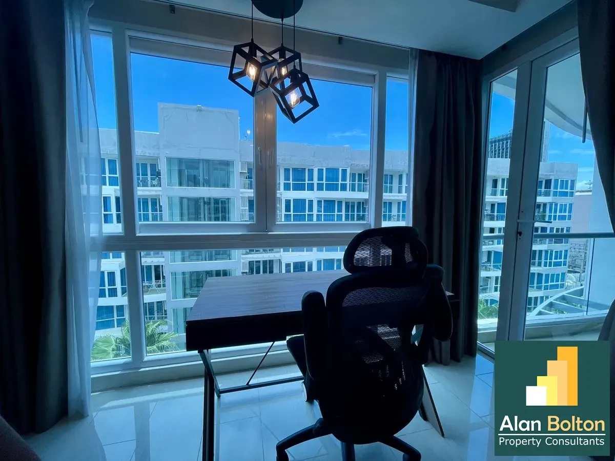 Pool View 2 Bed 2 Bath Condo In Central Pattaya photo 16