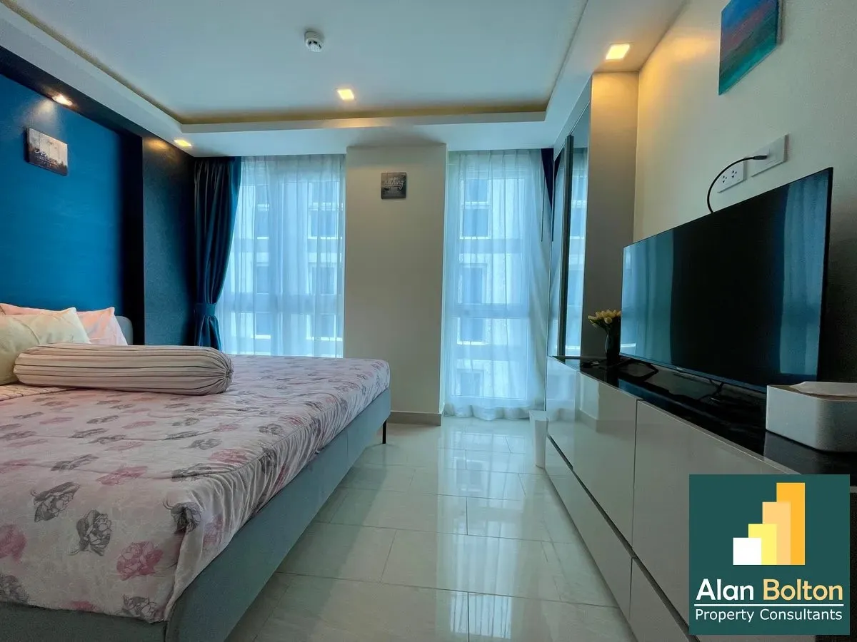 Pool View 2 Bed 2 Bath Condo In Central Pattaya photo 7