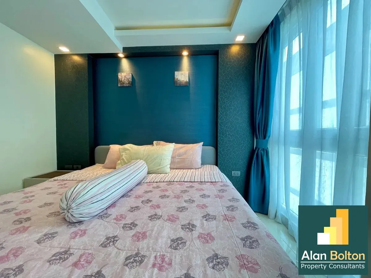 Pool View 2 Bed 2 Bath Condo In Central Pattaya photo 8