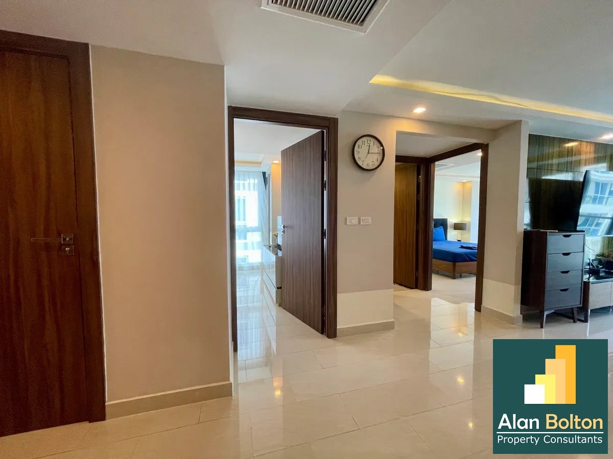 Pool View 2 Bed 2 Bath Condo In Central Pattaya photo 6