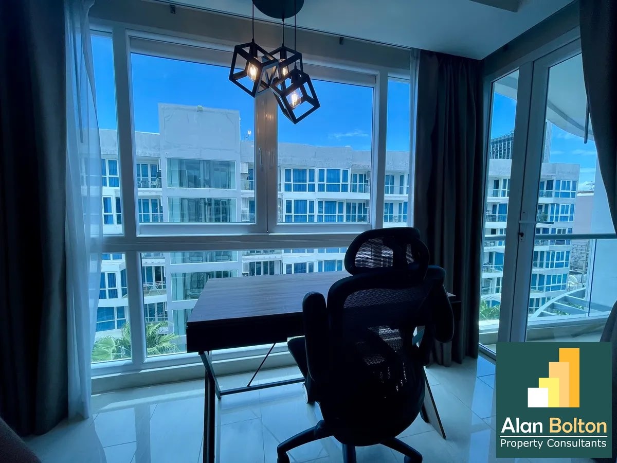 Pool View 2 Bed 2 Bath Condo In Central Pattaya photo 17