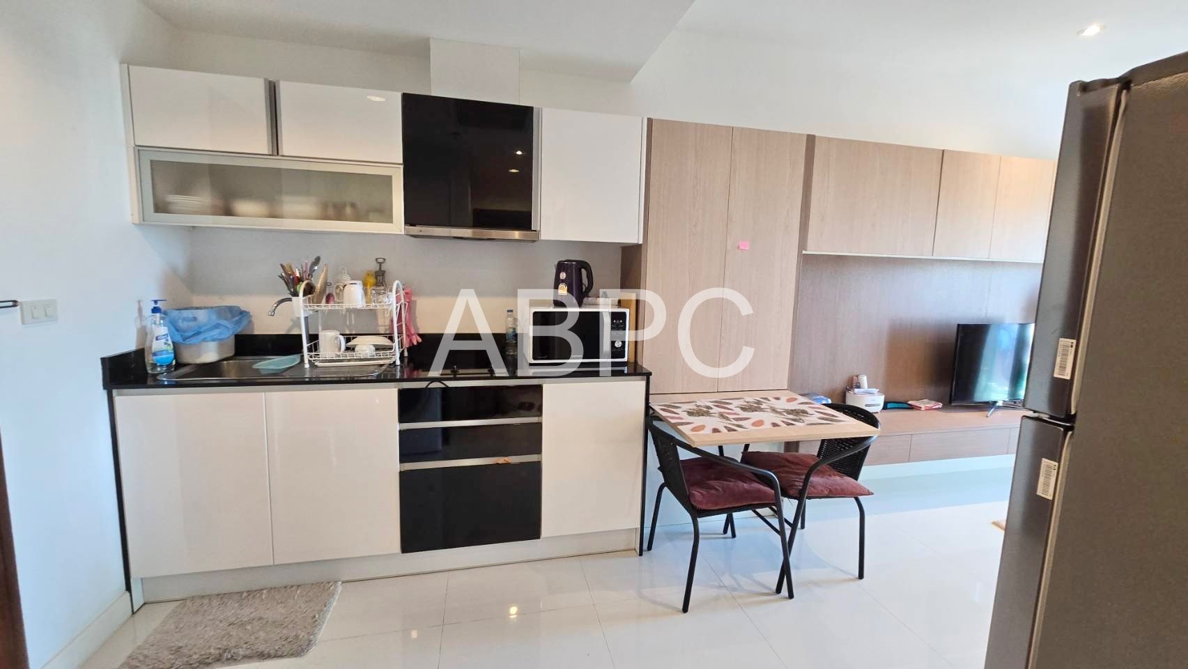 1 bedroom For Sale And For Rent photo 6