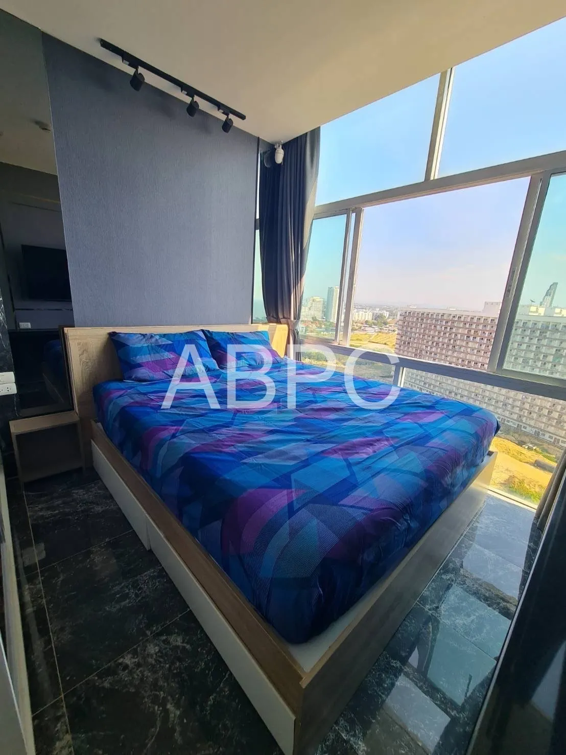 Front Facing Ocean View 2 Bed 1 Bath In Jomtien photo 7