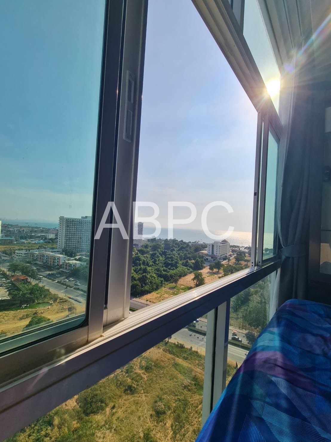 Front Facing Ocean View 2 Bed 1 Bath In Jomtien photo 9