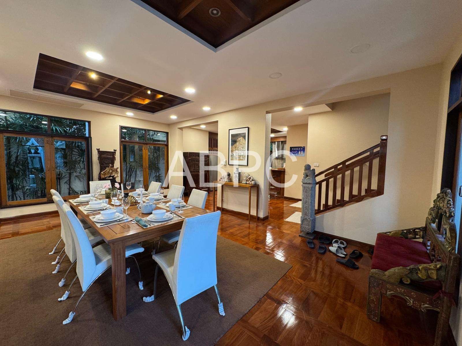 Bali Inspired Luxury 3 Bed 3 Bath Pool Villa In Na Jomtien photo 10