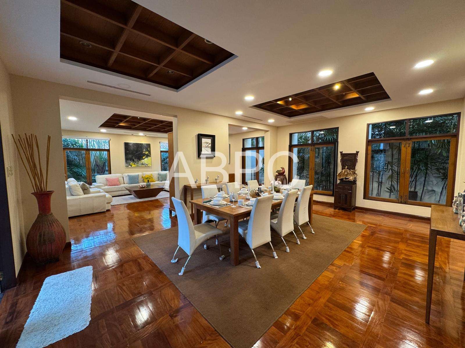 Bali Inspired Luxury 3 Bed 3 Bath Pool Villa In Na Jomtien photo 2