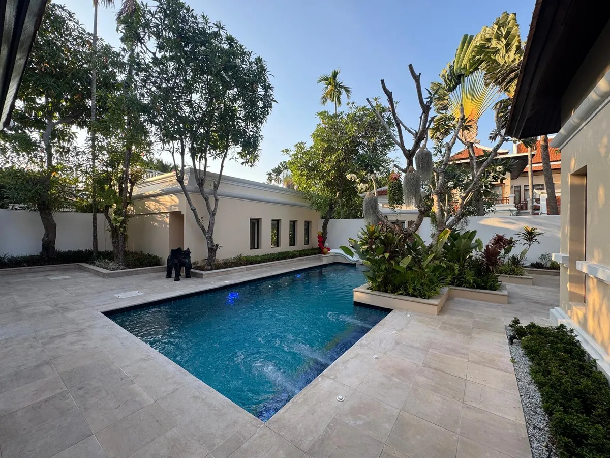 Large Luxury 2 Bed - 3 Bed Pool Villa in Na Jomtien photo 26