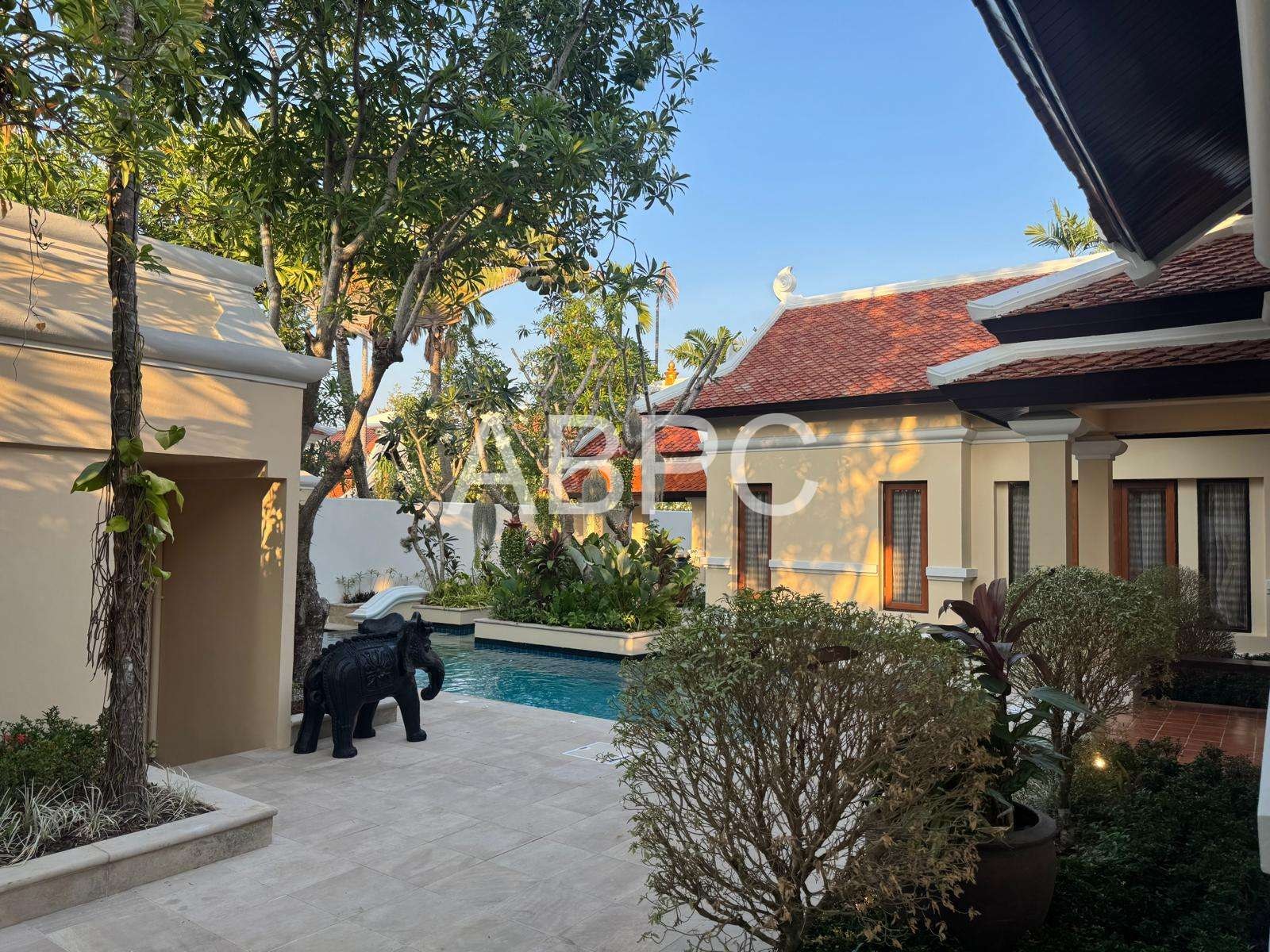 Large Luxury 2 Bed - 3 Bed Pool Villa in Na Jomtien photo 15