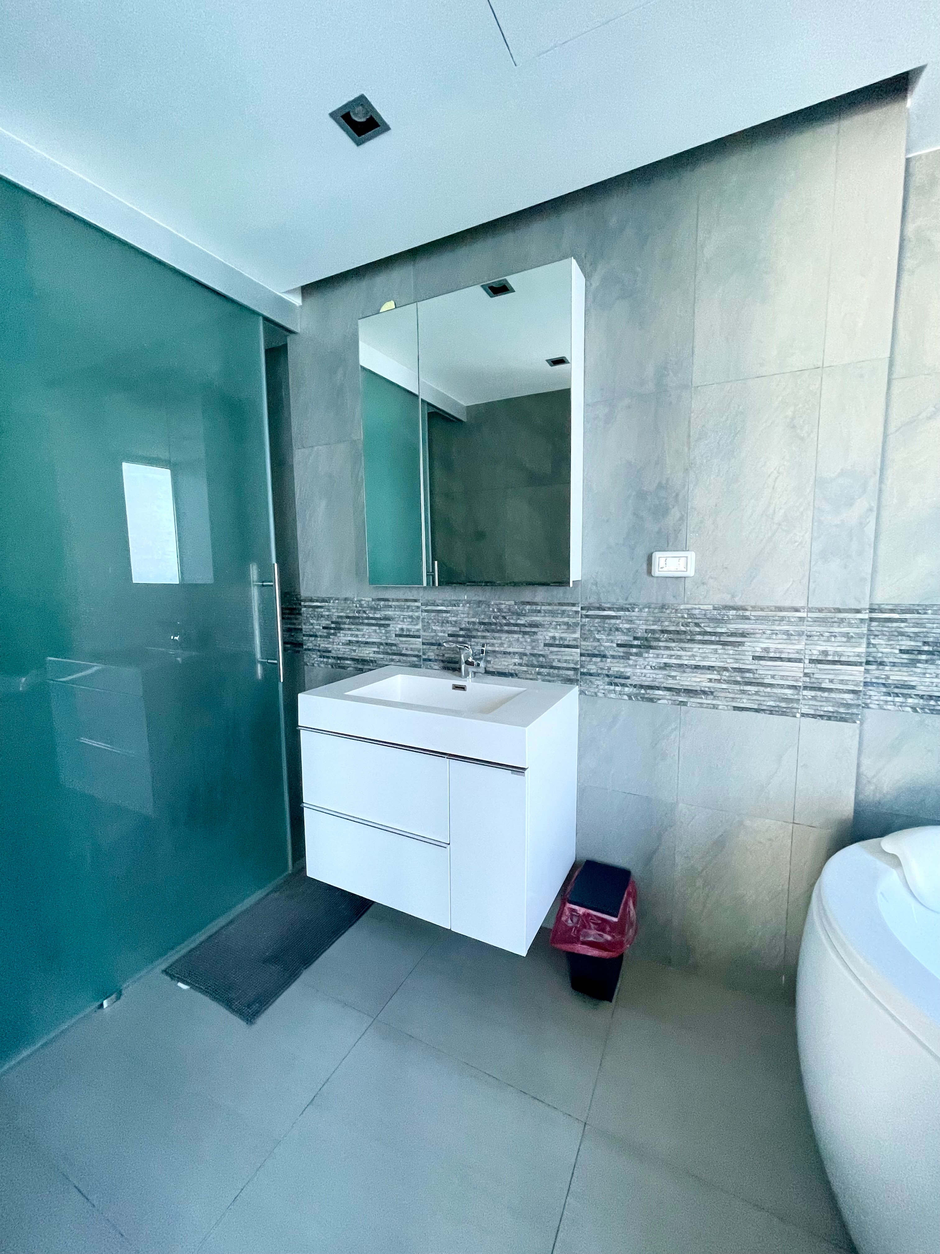 Large Ocean View 1 Bed 1 Bath Condo in Pratumnak photo 9
