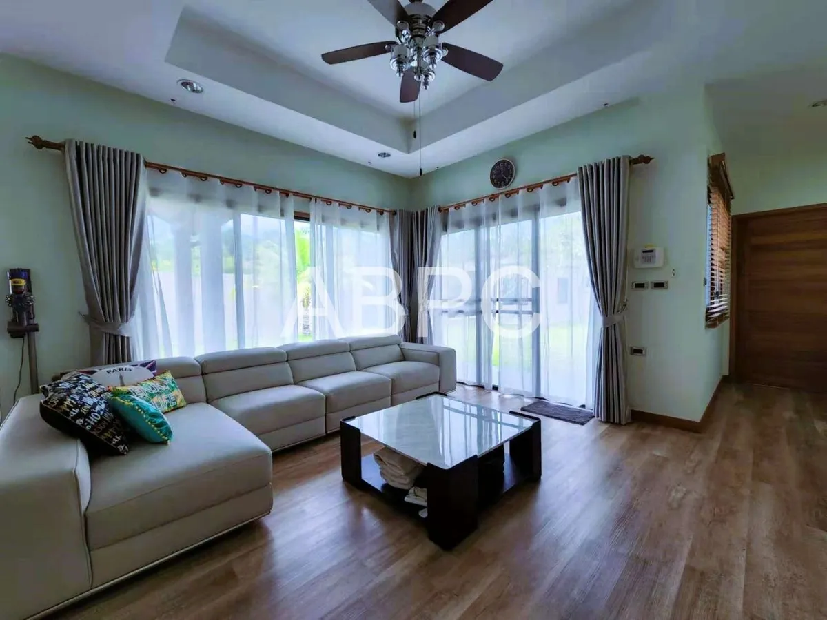 Large 3 Bed - 2 Bath Pool Villa in Huay Yai photo 11