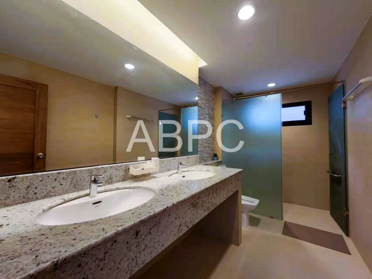 Large 3 Bed - 2 Bath Pool Villa in Huay Yai photo 8