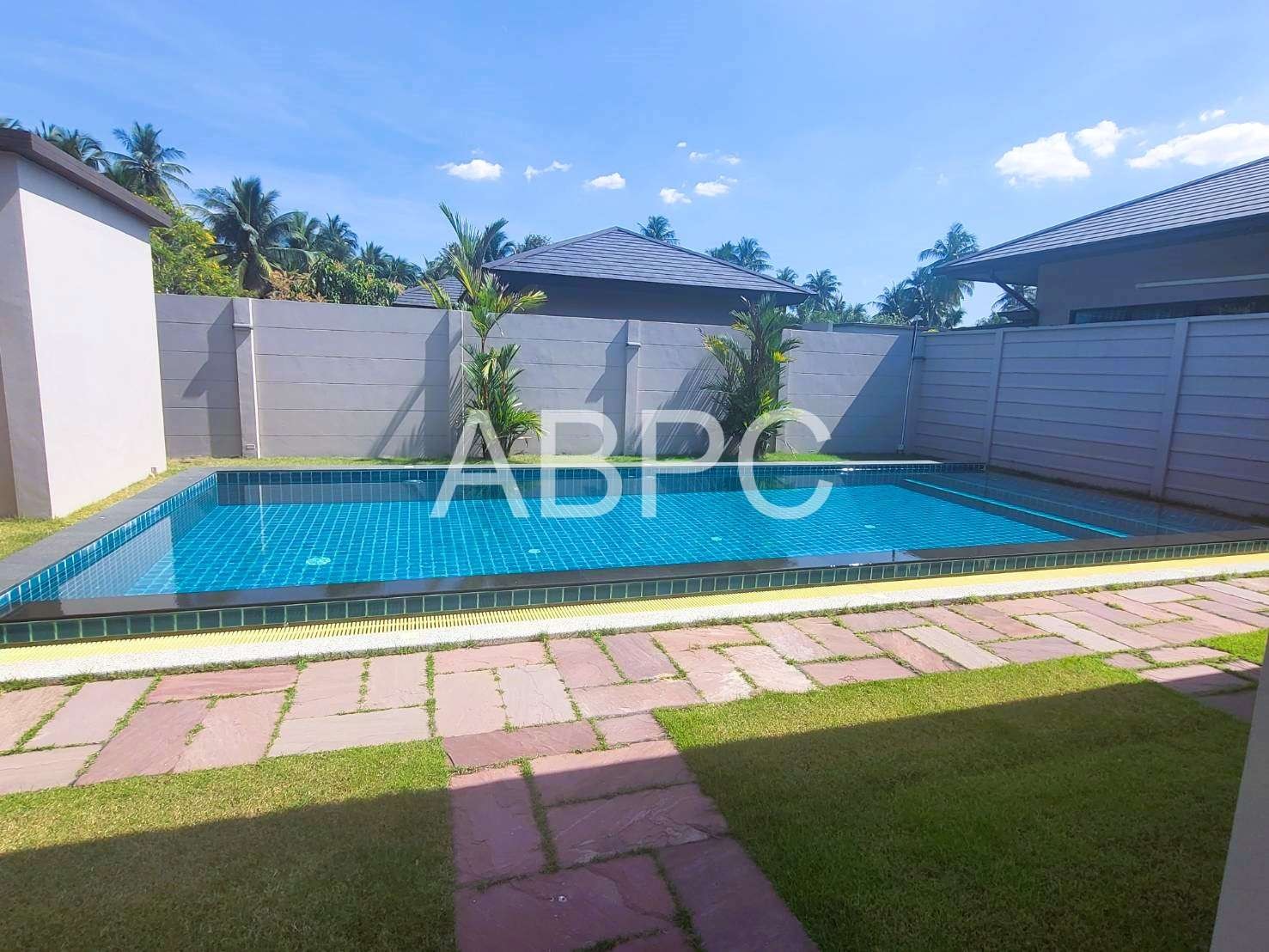 Large 3 Bed - 2 Bath Pool Villa in Huay Yai photo 14