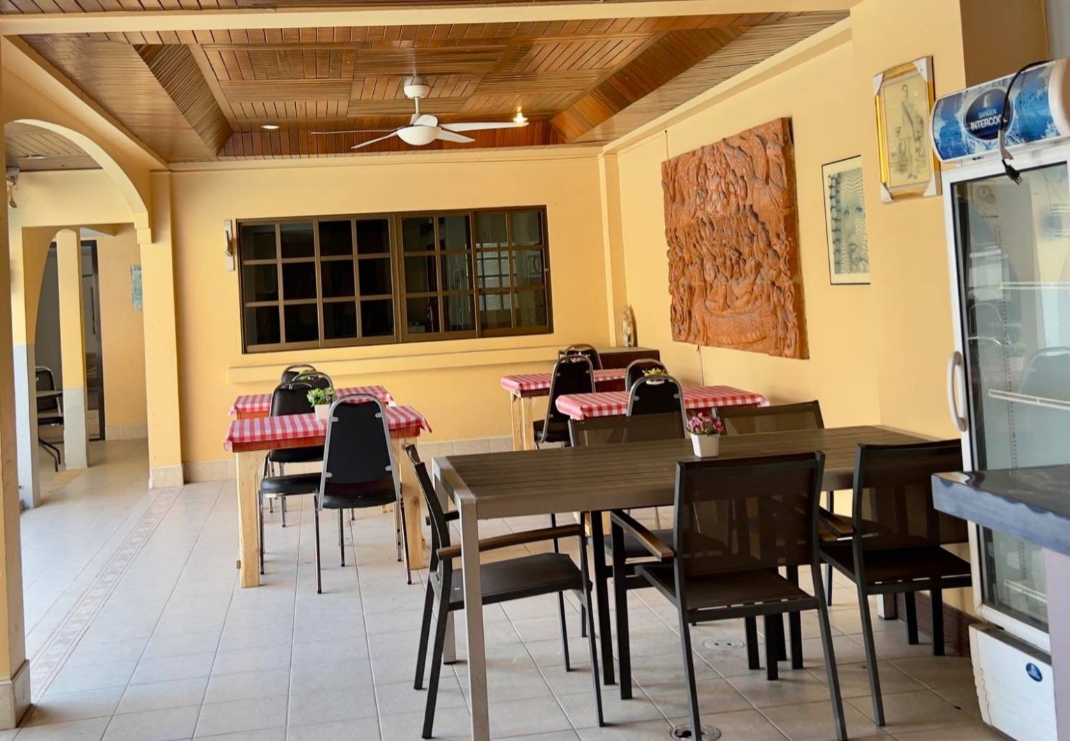 12 Bed 13 Bath Pool Villa In Central Pattaya photo 25
