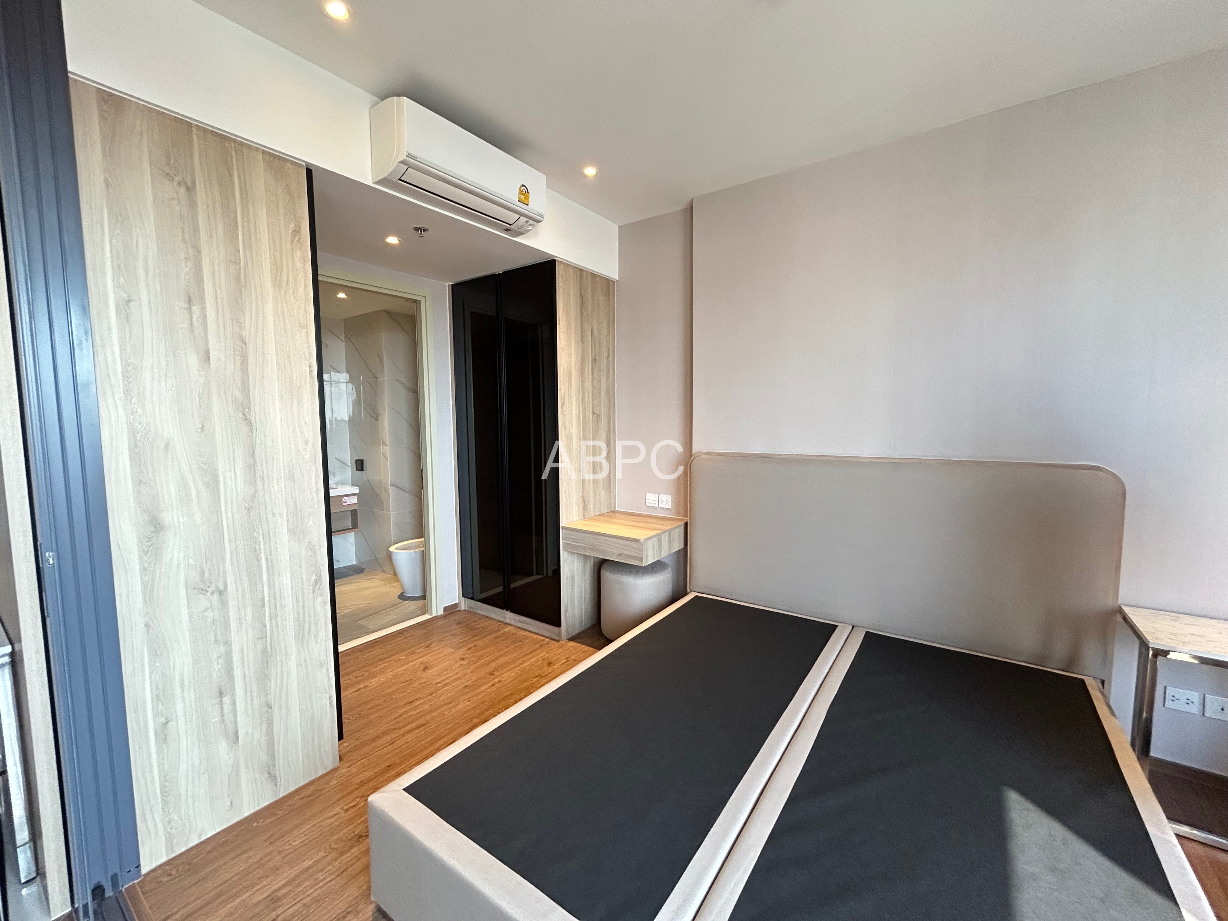 Sea View Condo For sale in North Pattaya photo 3