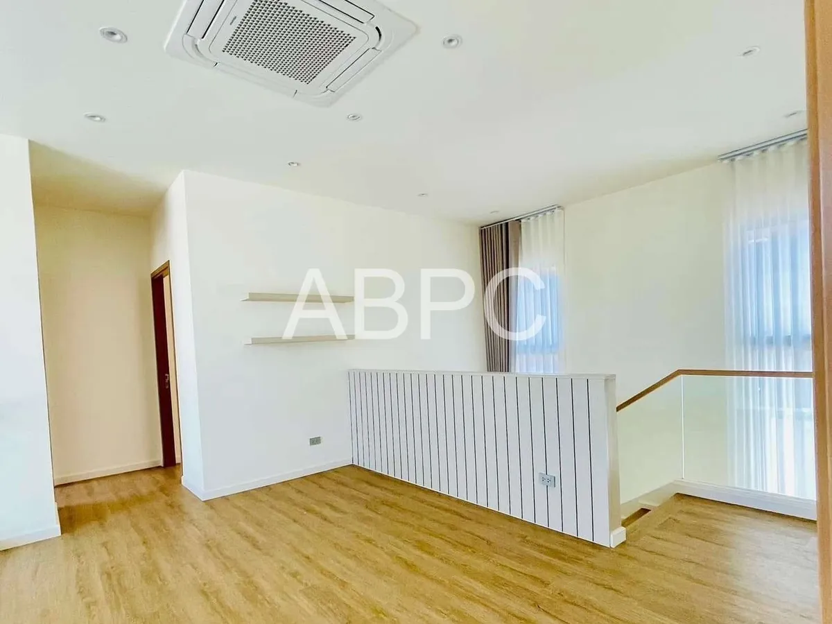 Luxury house 4 Bedrooms 4 Bathrooms in East pattaya photo 12