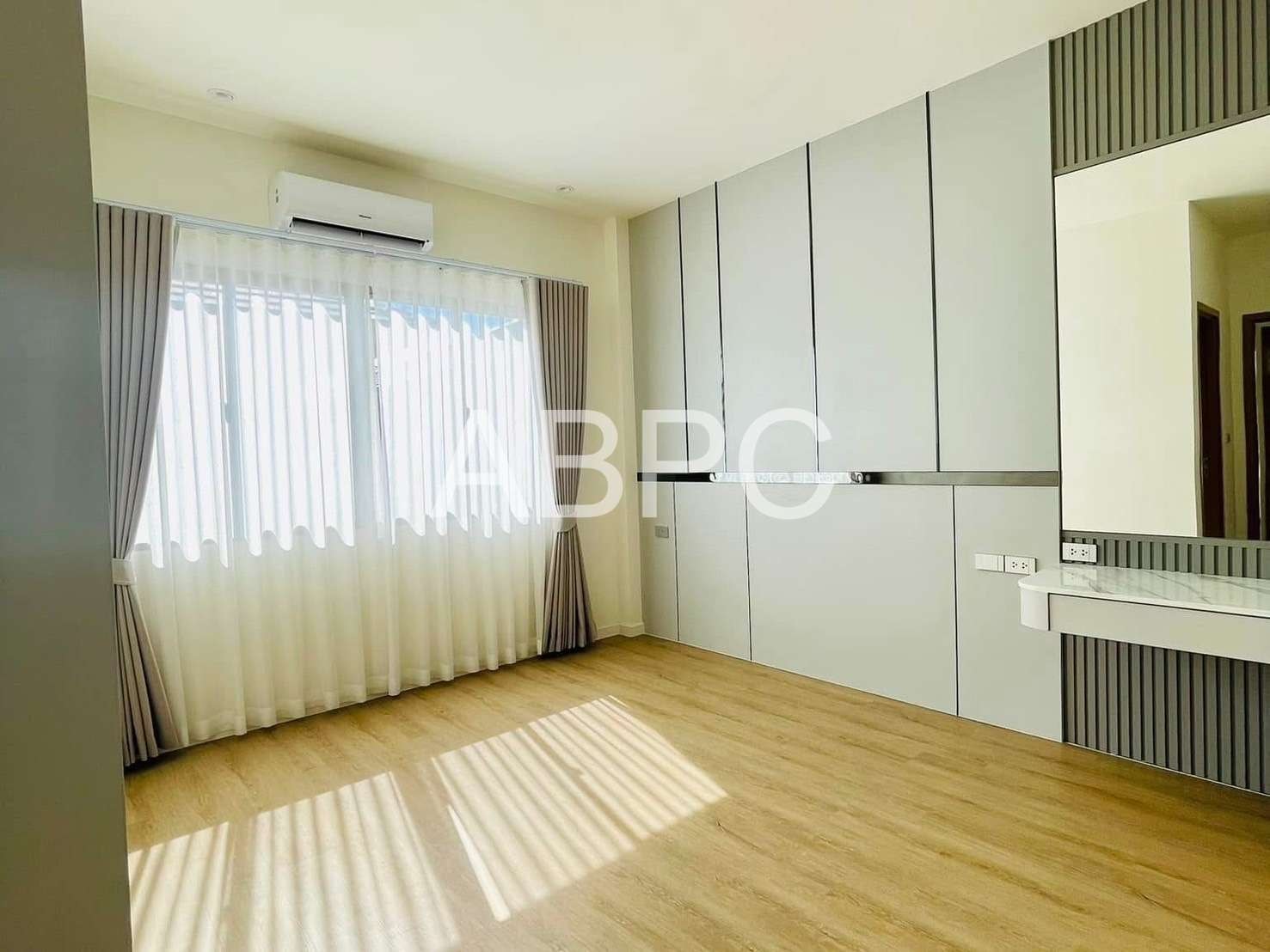 Luxury house 4 Bedrooms 4 Bathrooms in East pattaya photo 7