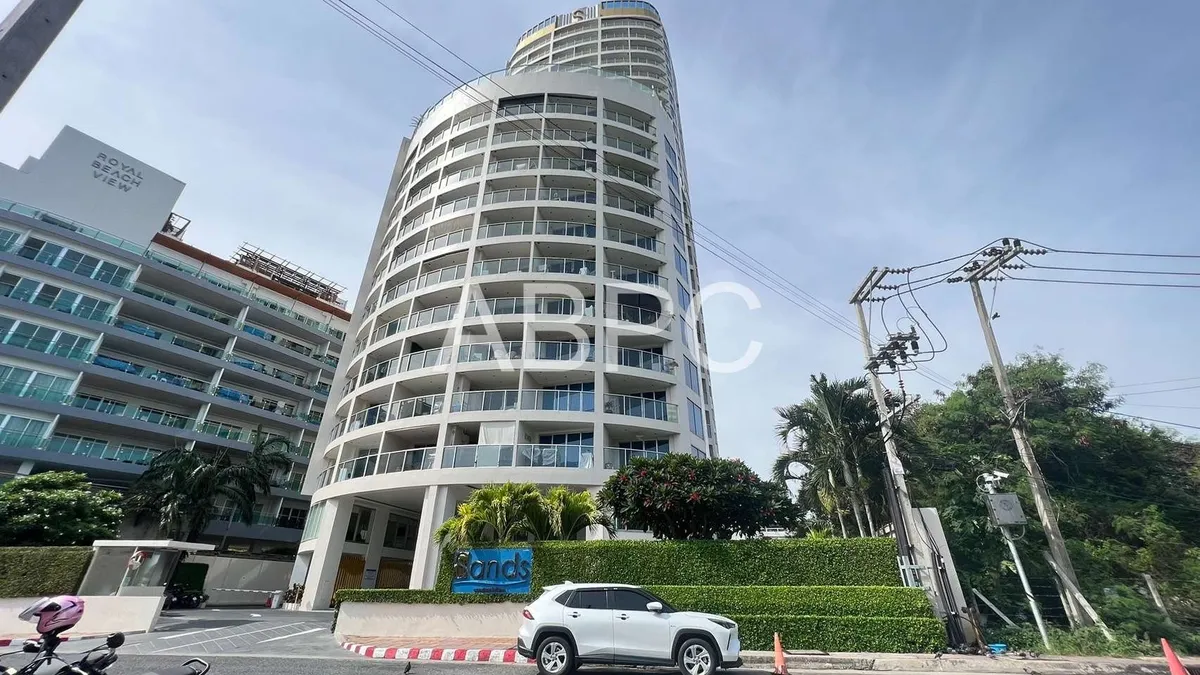 1 Bedroom For rent in Prahtamnak