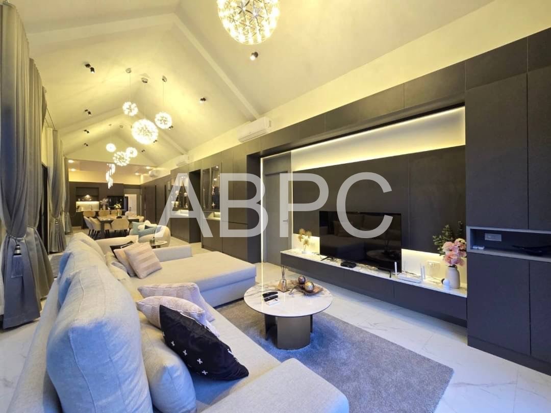 Brand New 5 Bed 6 Bath Pool Villa In East Pattaya photo 13