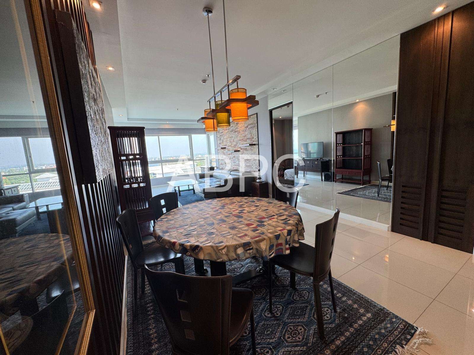 Beachfront Ocean View 1 Bed - 2 Bath Condo in Na Jomtien photo 8