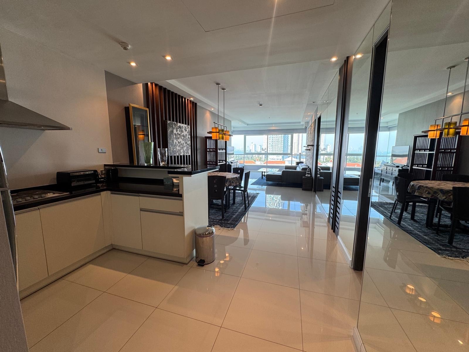 Beachfront Ocean View 1 Bed - 2 Bath Condo in Na Jomtien photo 14