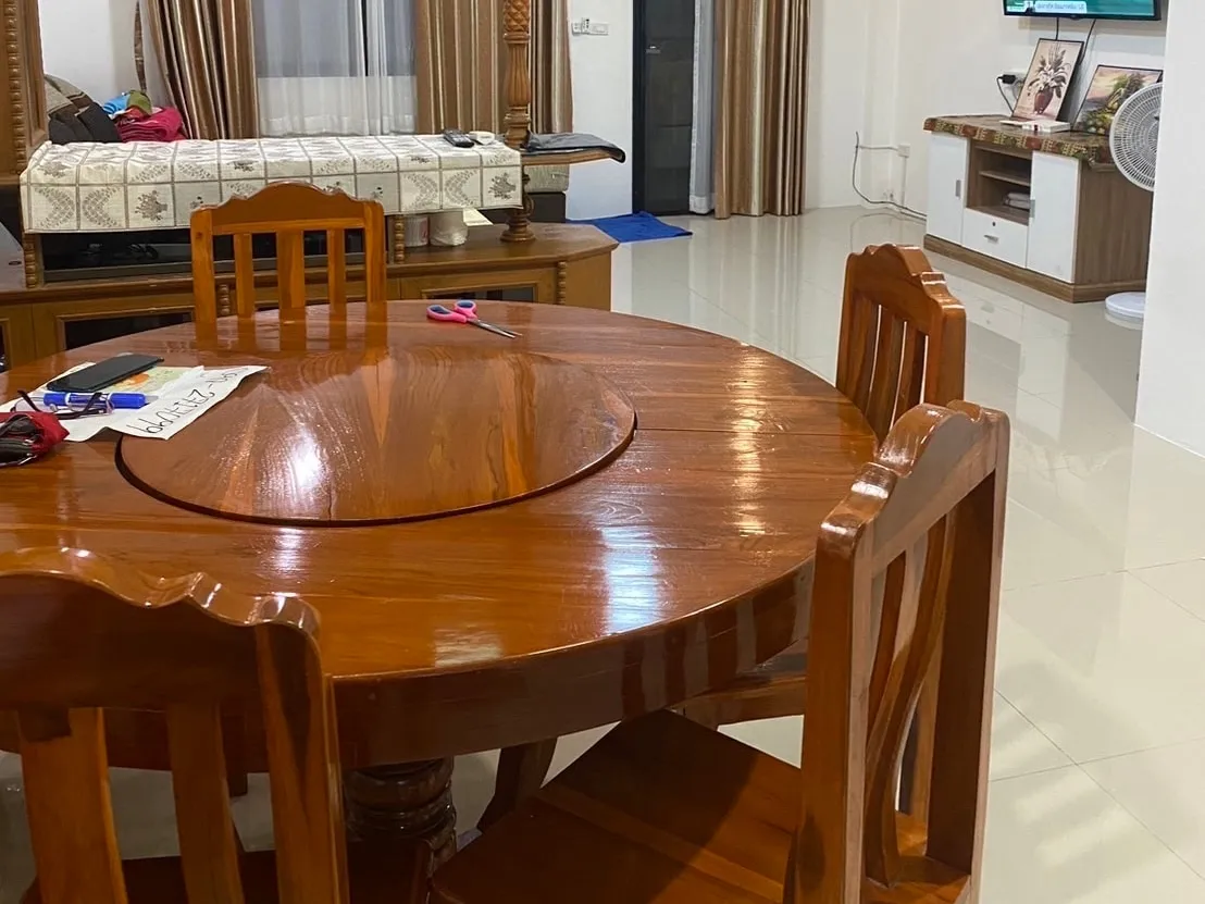 2 Bedrooms Townhouse For rent photo 11