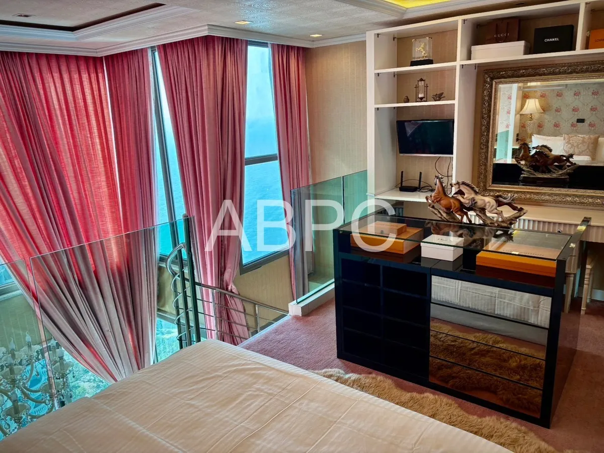 Duplex Sea View 1 Bedroom 2 Bathroom in Wongamat photo 6