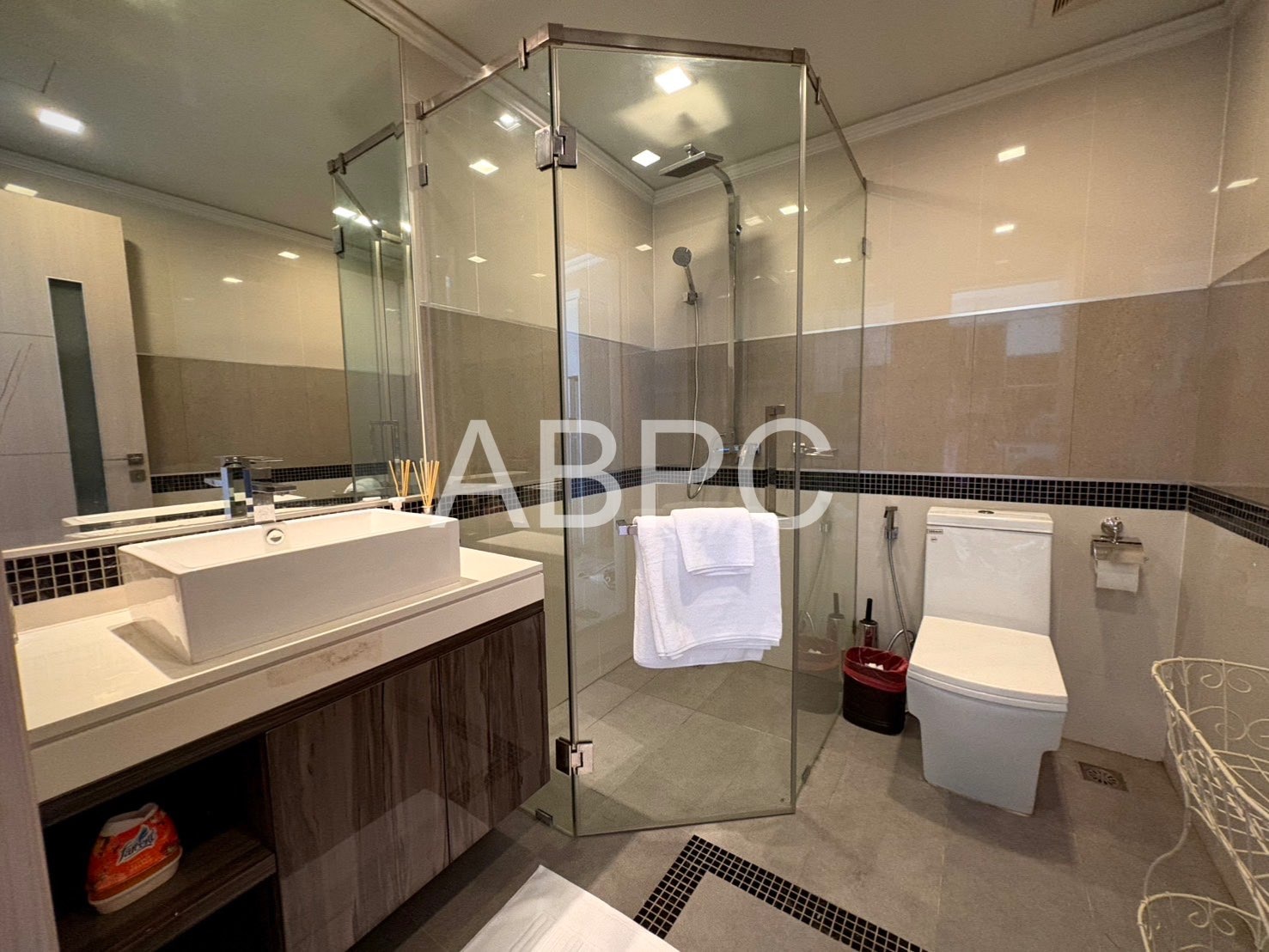 Duplex Sea View 1 Bedroom 2 Bathroom in Wongamat photo 10
