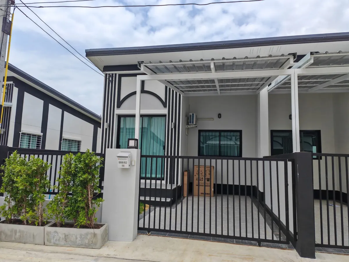 Corner house 2 Bedrooms 2 Bathrooms House For rent photo 28