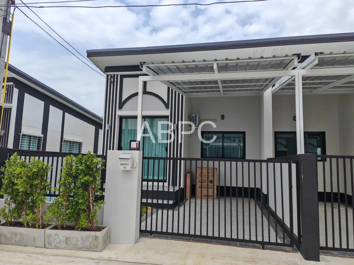 Corner house 2 Bedrooms 2 Bathrooms House For rent photo 7