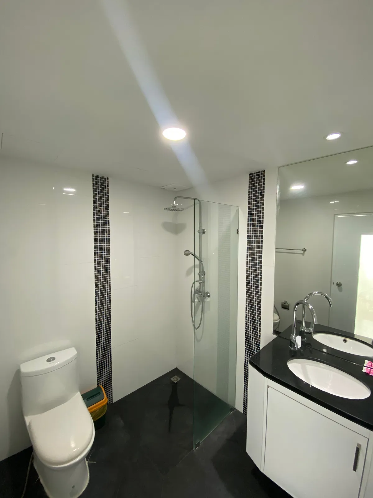 Modern 2 Bed 1 Bath City and Sea View Condo in Jomtien photo 21