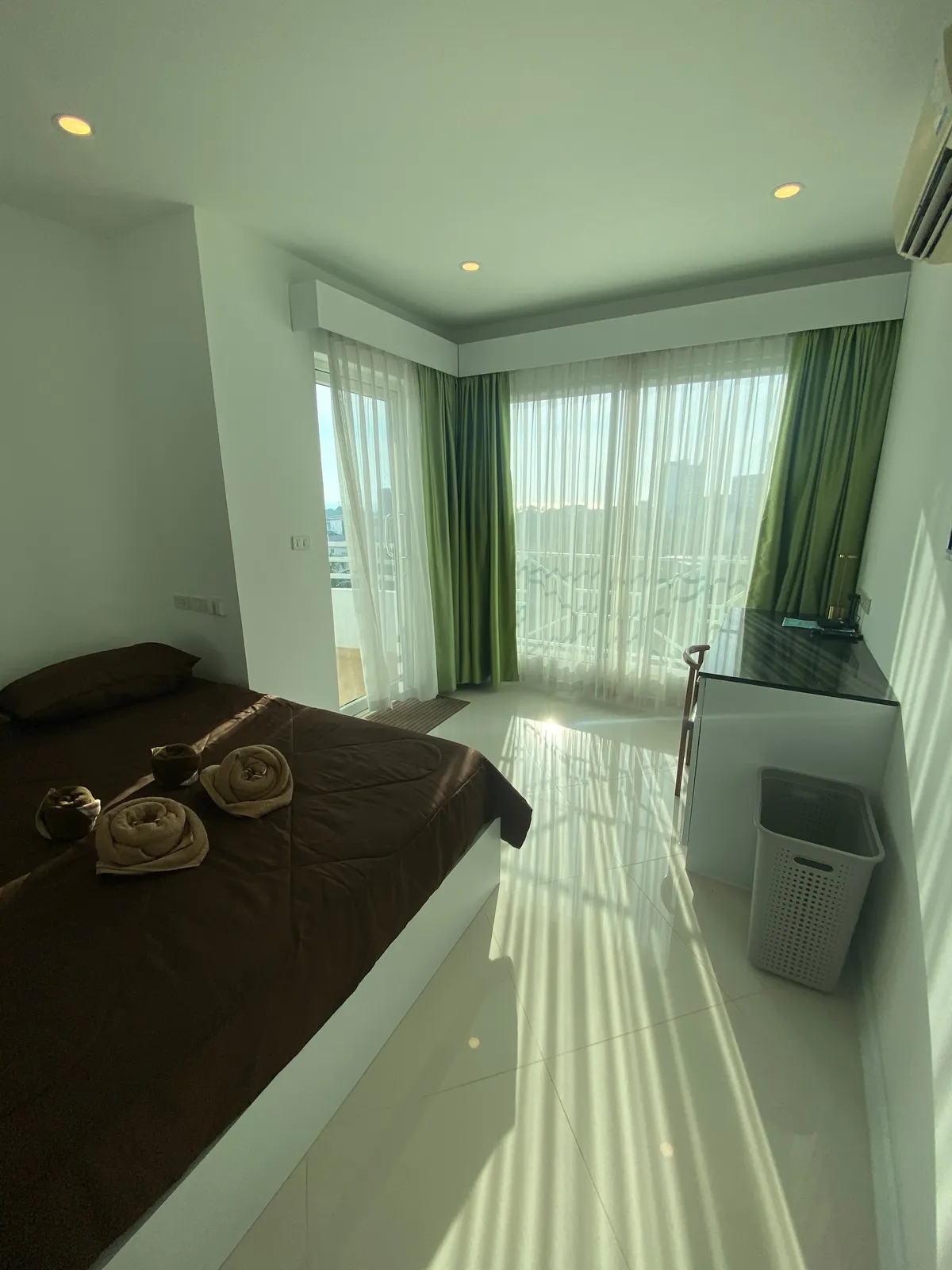 Modern 2 Bed 1 Bath City and Sea View Condo in Jomtien photo 22