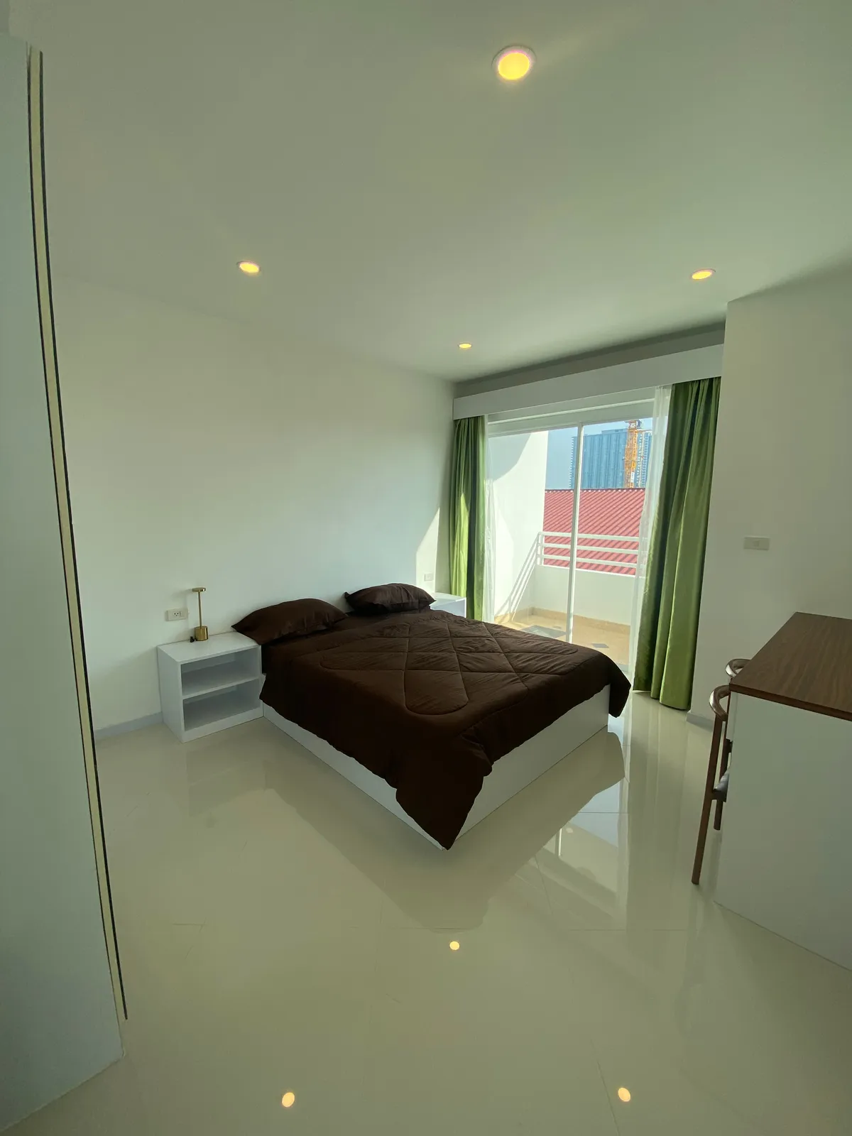 Modern 2 Bed 1 Bath City and Sea View Condo in Jomtien photo 23