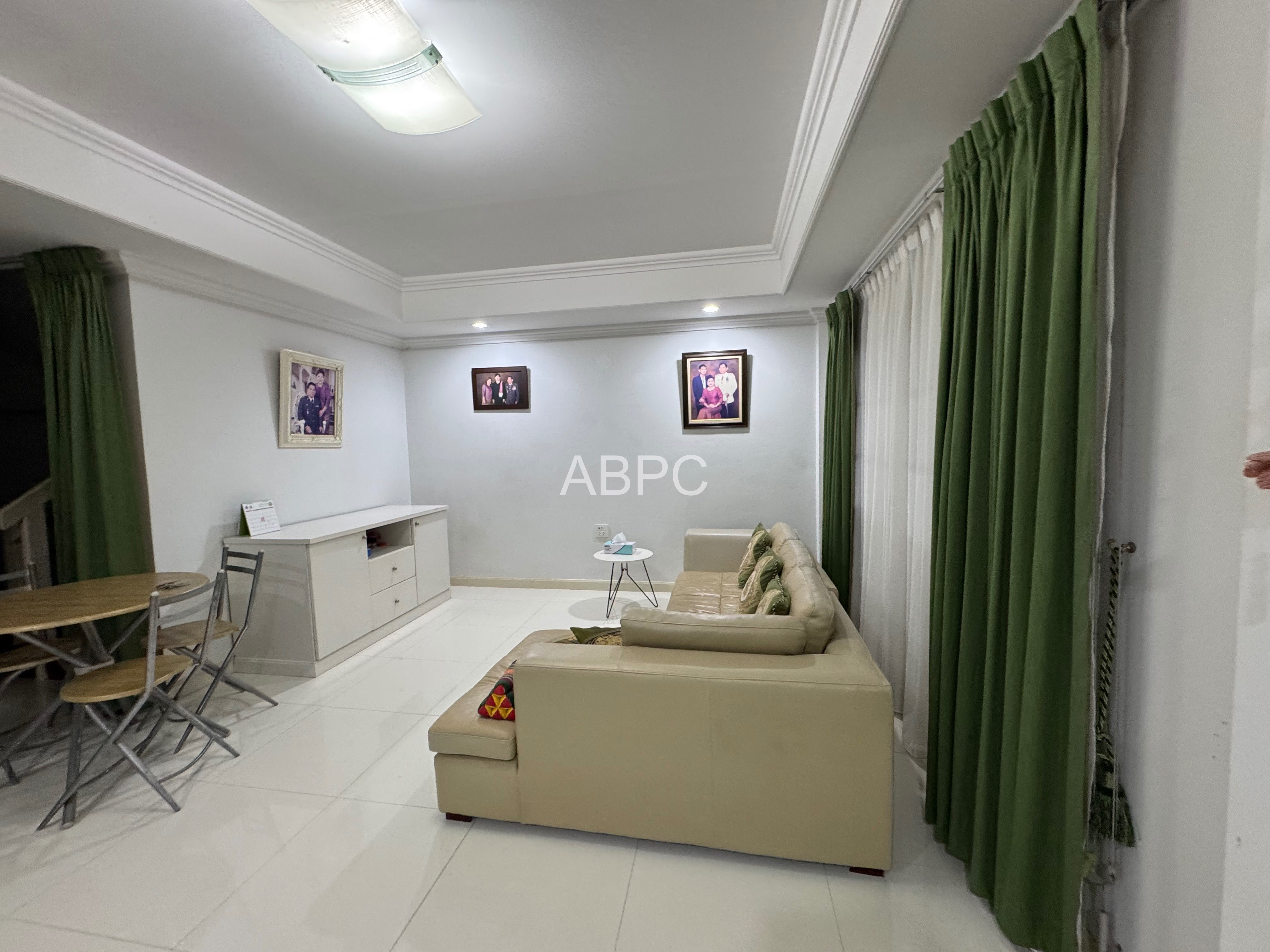 150 Meters To The Beach 4 Beds 4 Baths in Jomtien photo 11