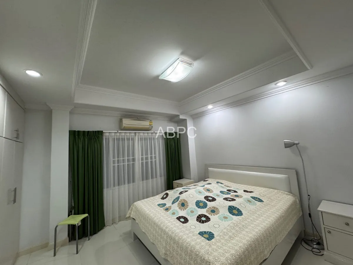 150 Meters To The Beach 4 Beds 4 Baths in Jomtien photo 10