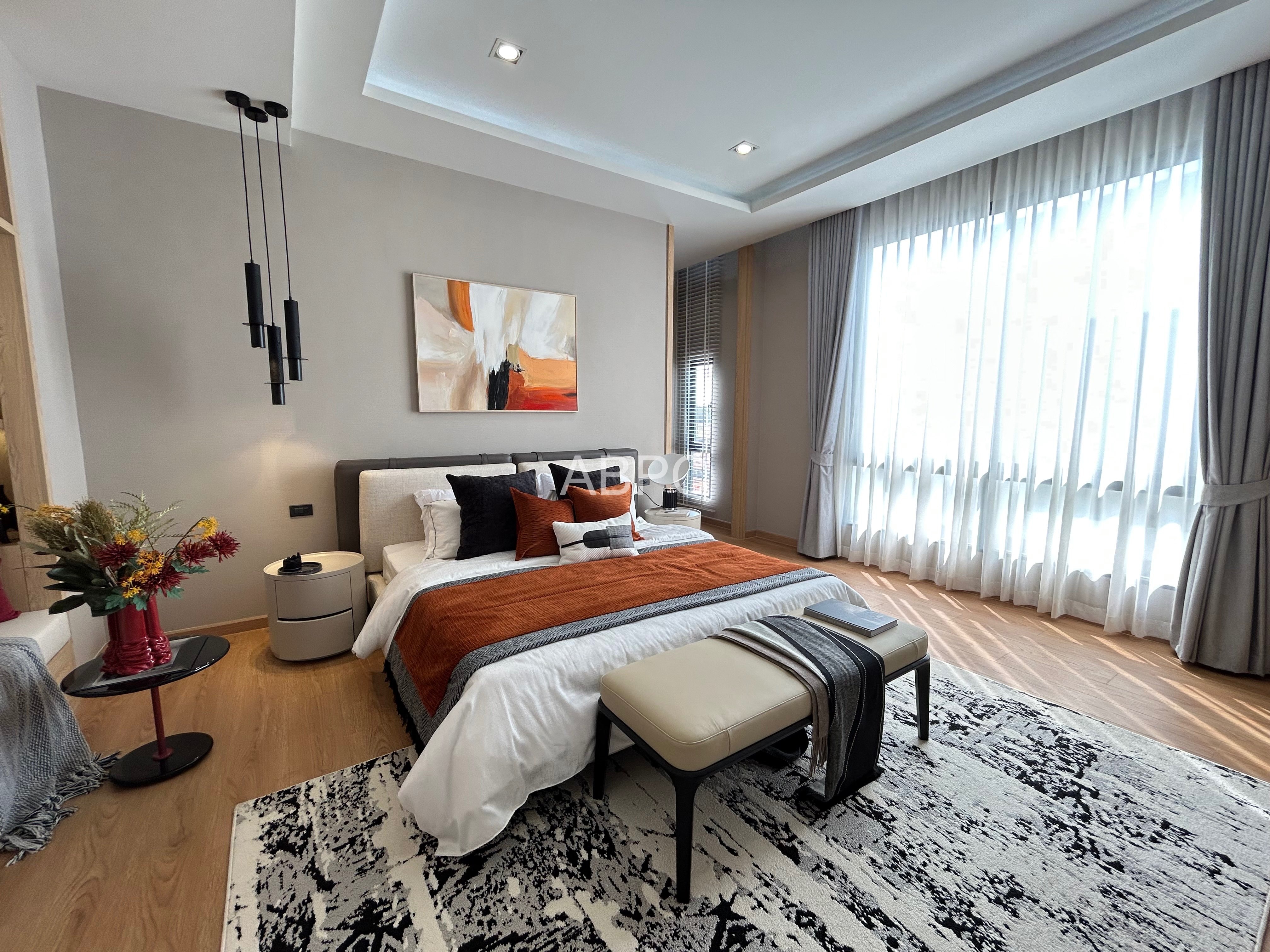 Luxury House For Sale in South Pattaya photo 11