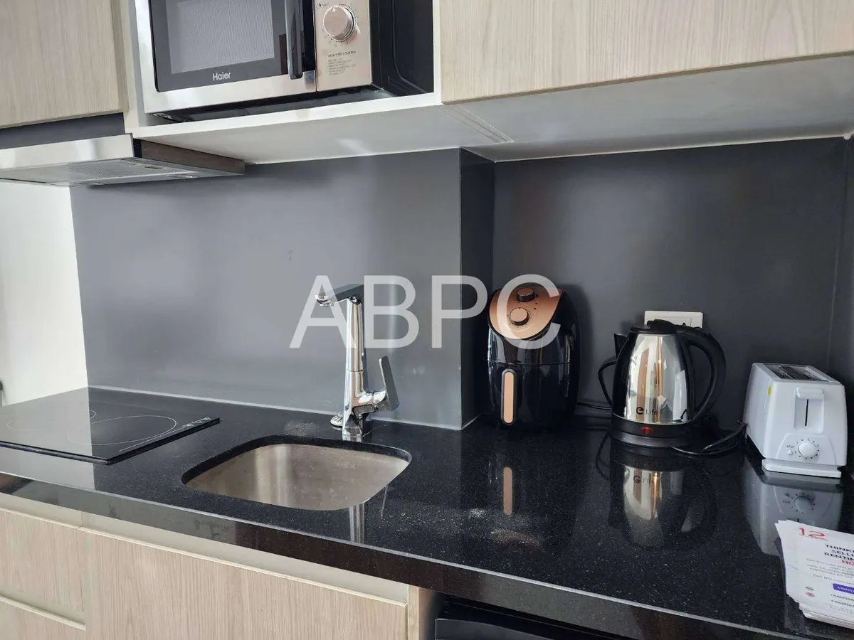 Large Duplex 1 Bed 1 Bath Condo In Jomtien photo 3