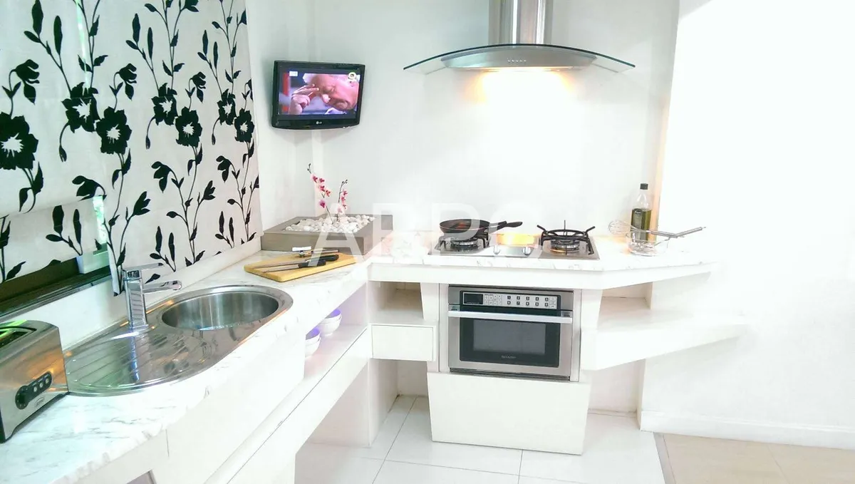 Incredible Investment Opportunity for 5 Bedroom 5 Bathroom Townhouse in Pratumnak photo 7