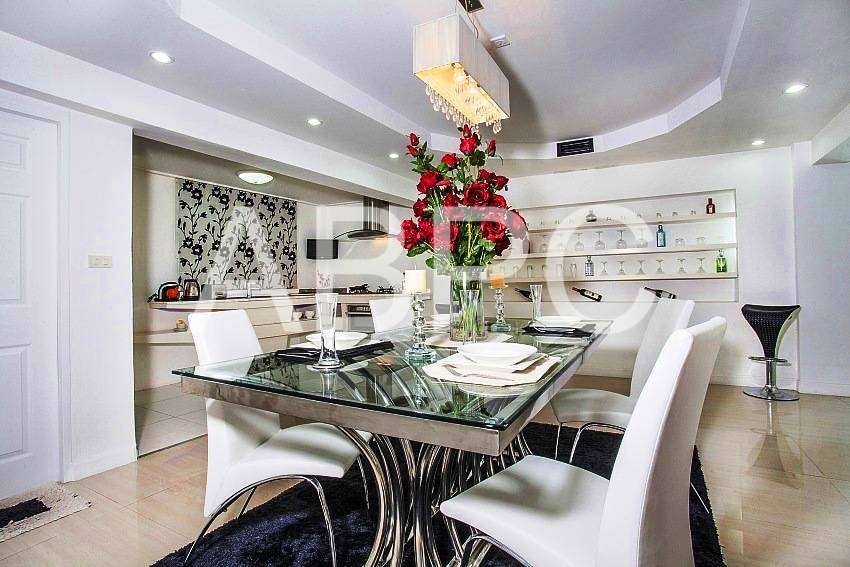 Incredible Investment Opportunity for 5 Bedroom 5 Bathroom Townhouse in Pratumnak photo 6