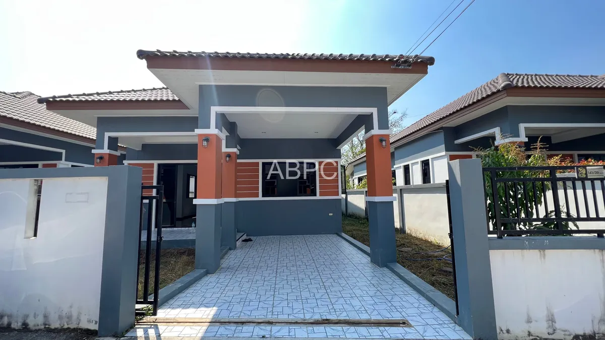 3 Bedrooms 2 Bathrooms in Huay yai
