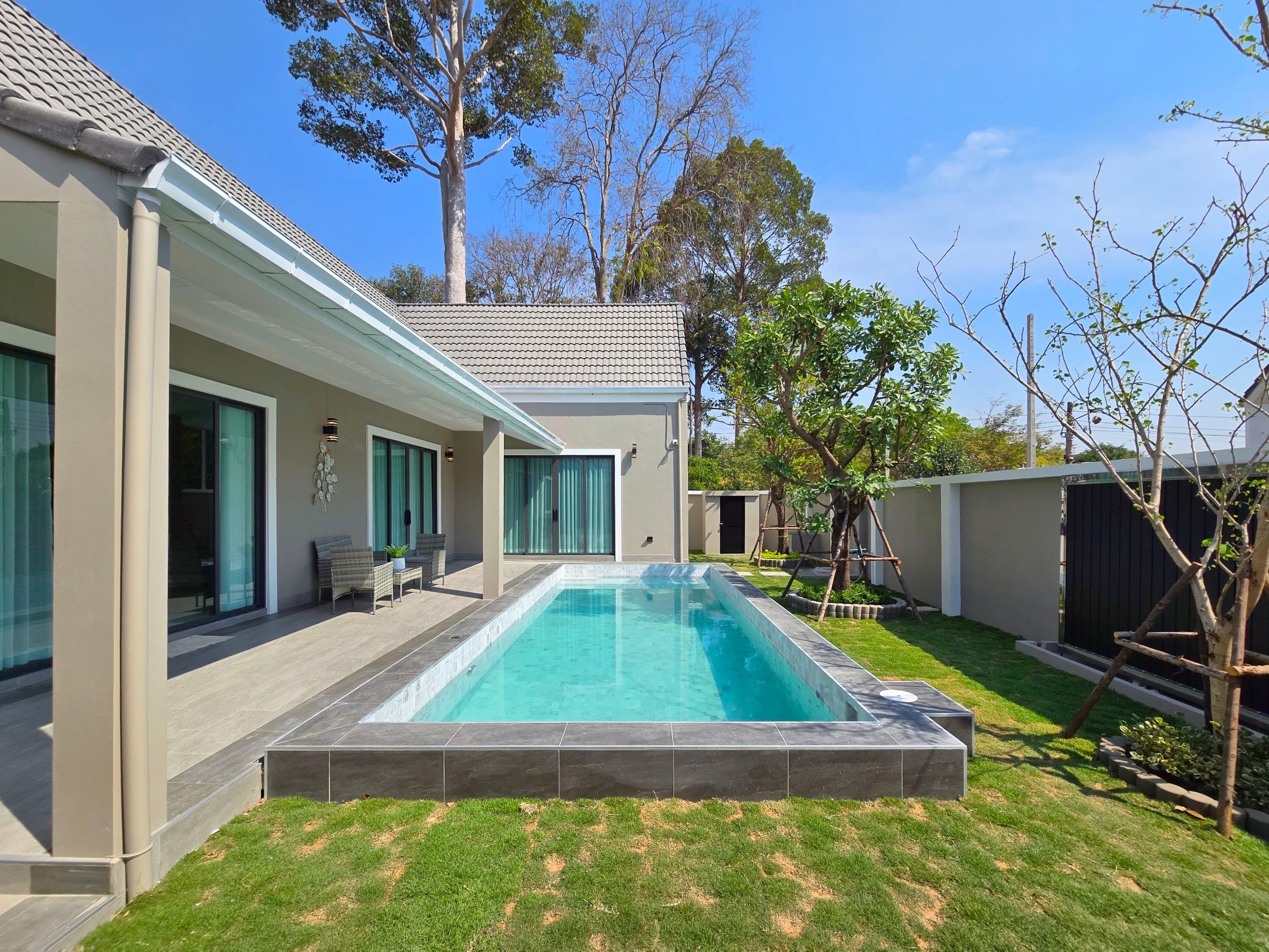 Pool Villa For Sale in East Pattaya photo 17
