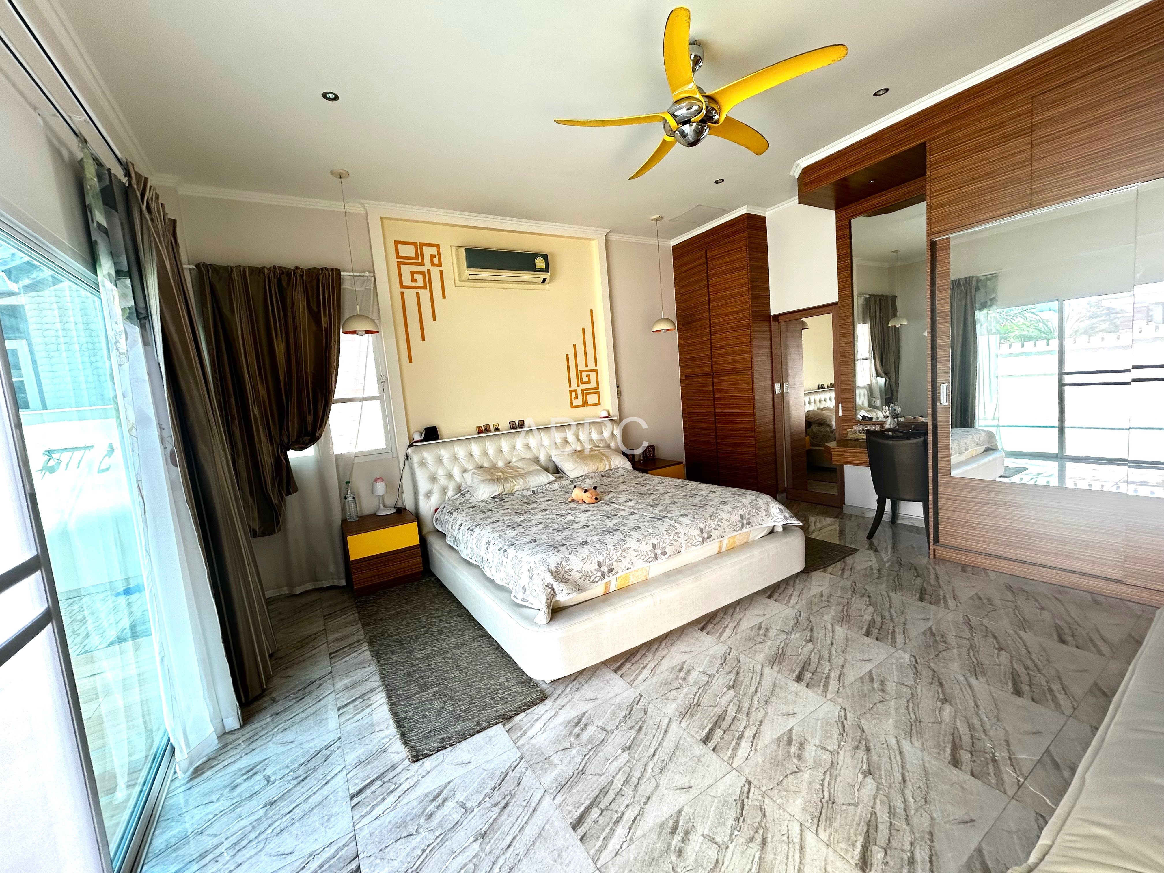 2 Bedroom 3 Bathroom Pool Villa in Jomtien photo 4