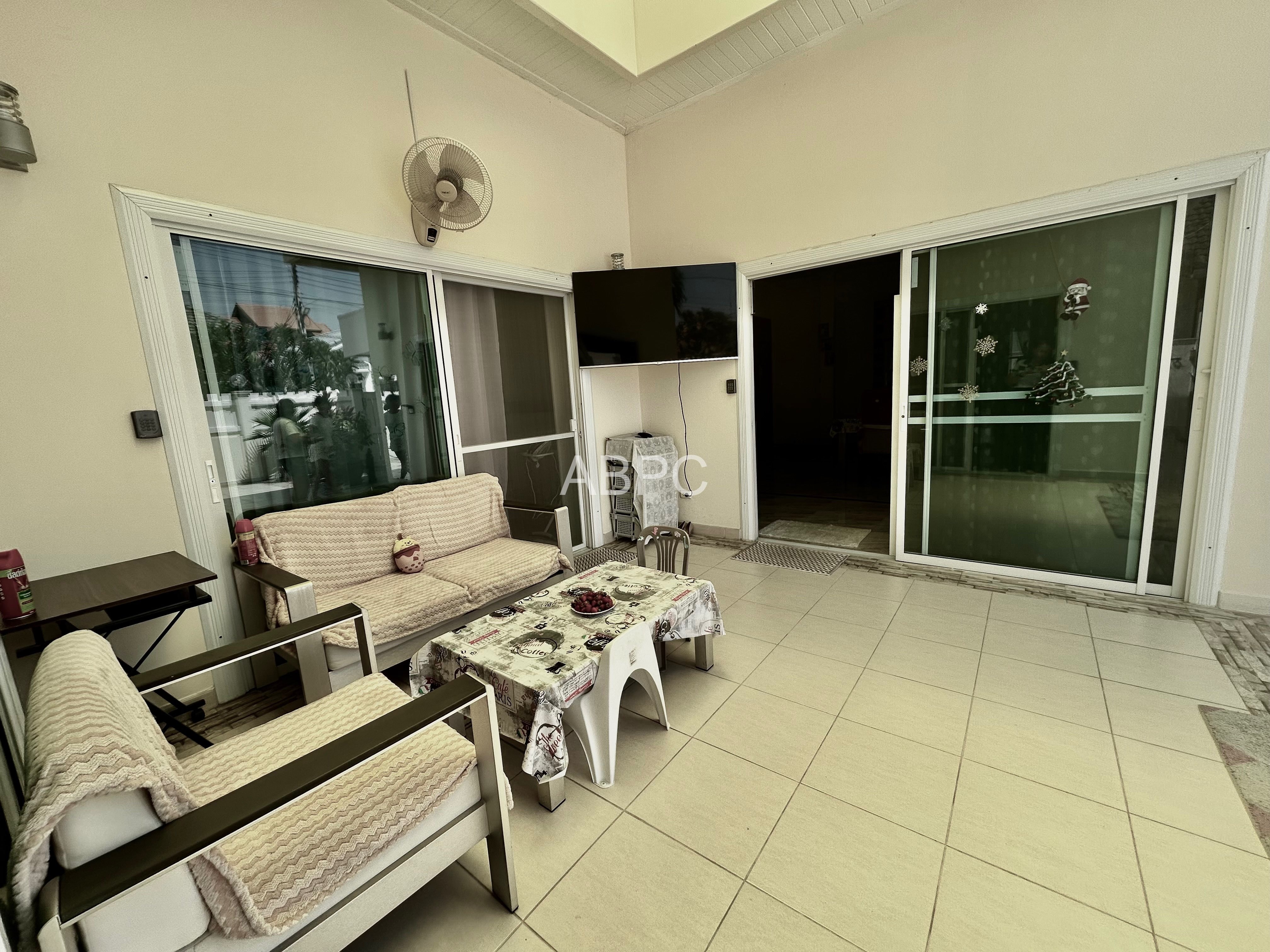 2 Bedroom 3 Bathroom Pool Villa in Jomtien photo 5
