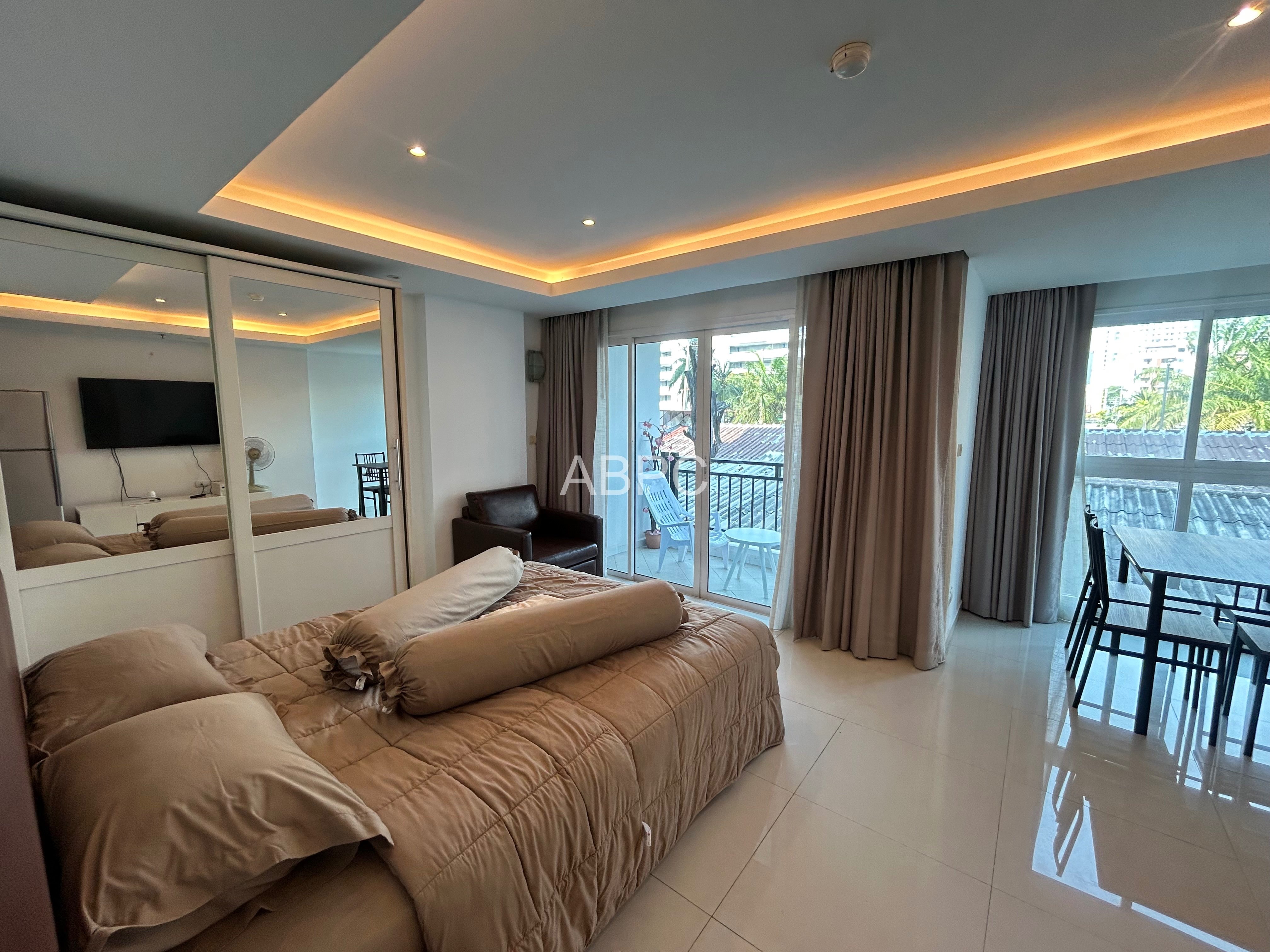 Studio Condo For Rent in Central Pattaya