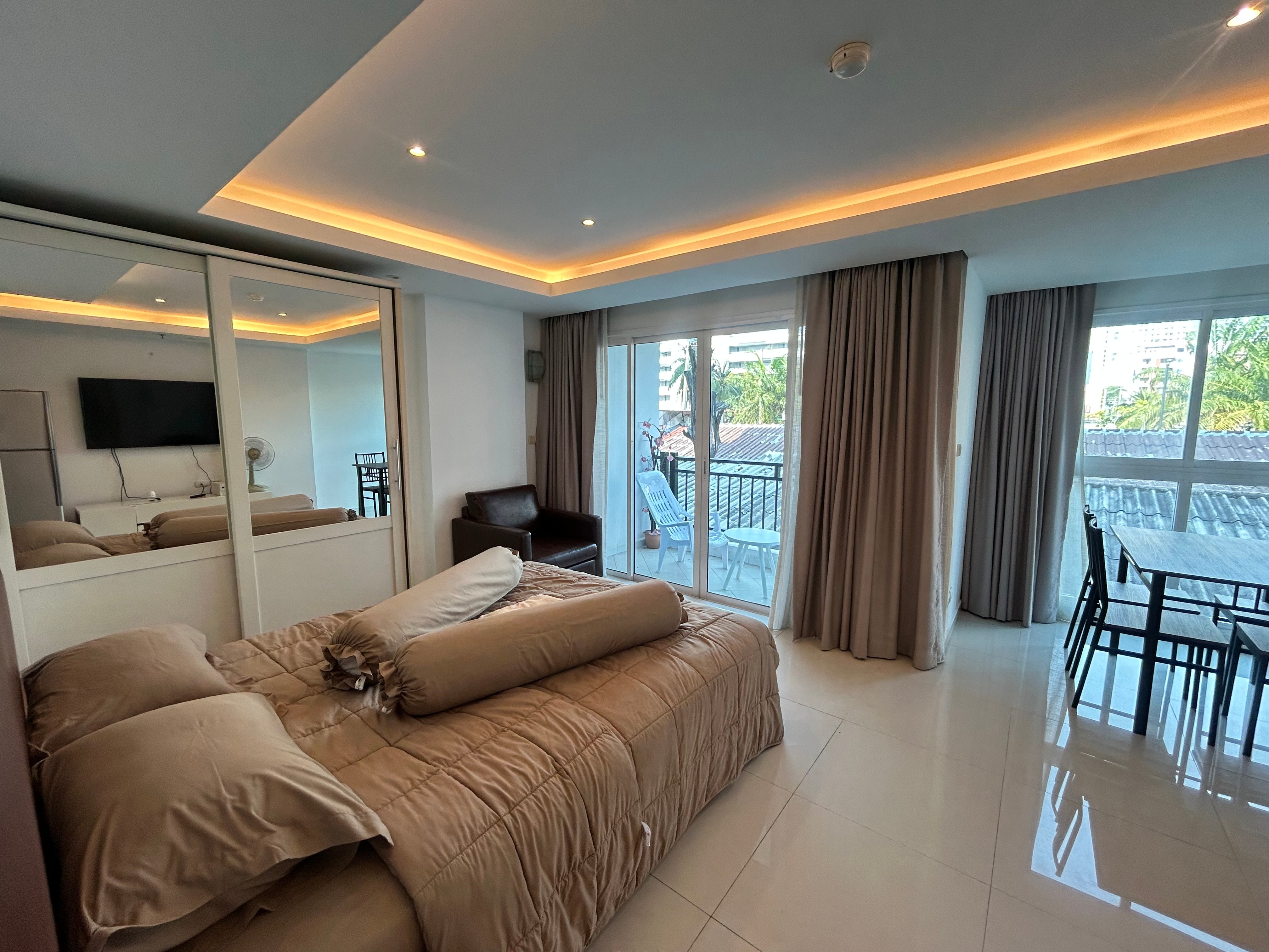 Studio Condo For Rent in Central Pattaya photo 16