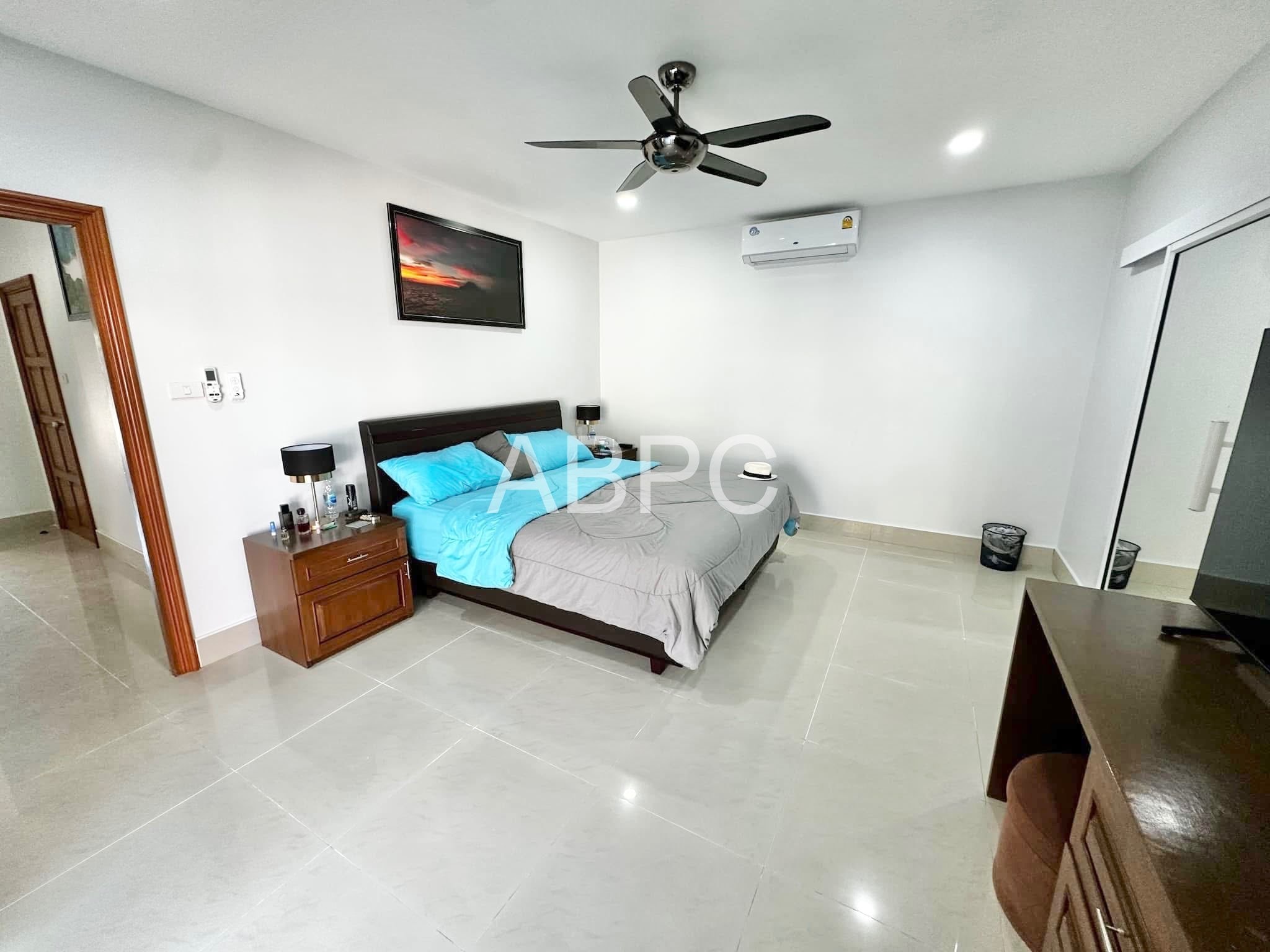 3 Bedroom House For Rent In East Pattaya photo 2