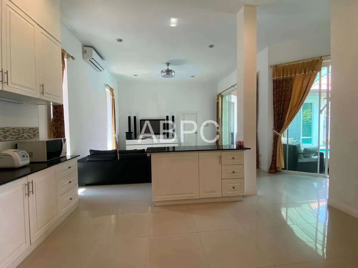 Pool Villa 3 beds 4 baths in East Pattaya for SALE/RENT photo 12