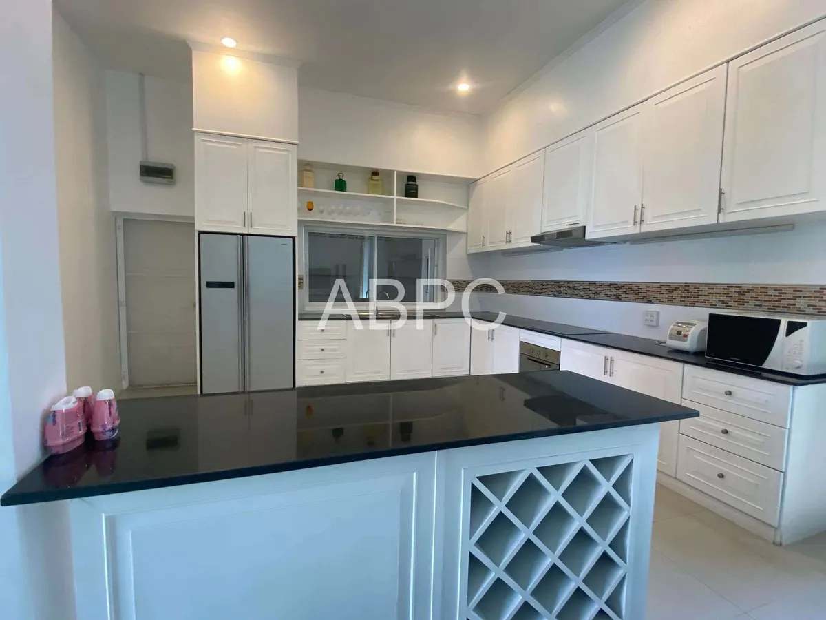 Pool Villa 3 beds 4 baths in East Pattaya for SALE/RENT photo 10