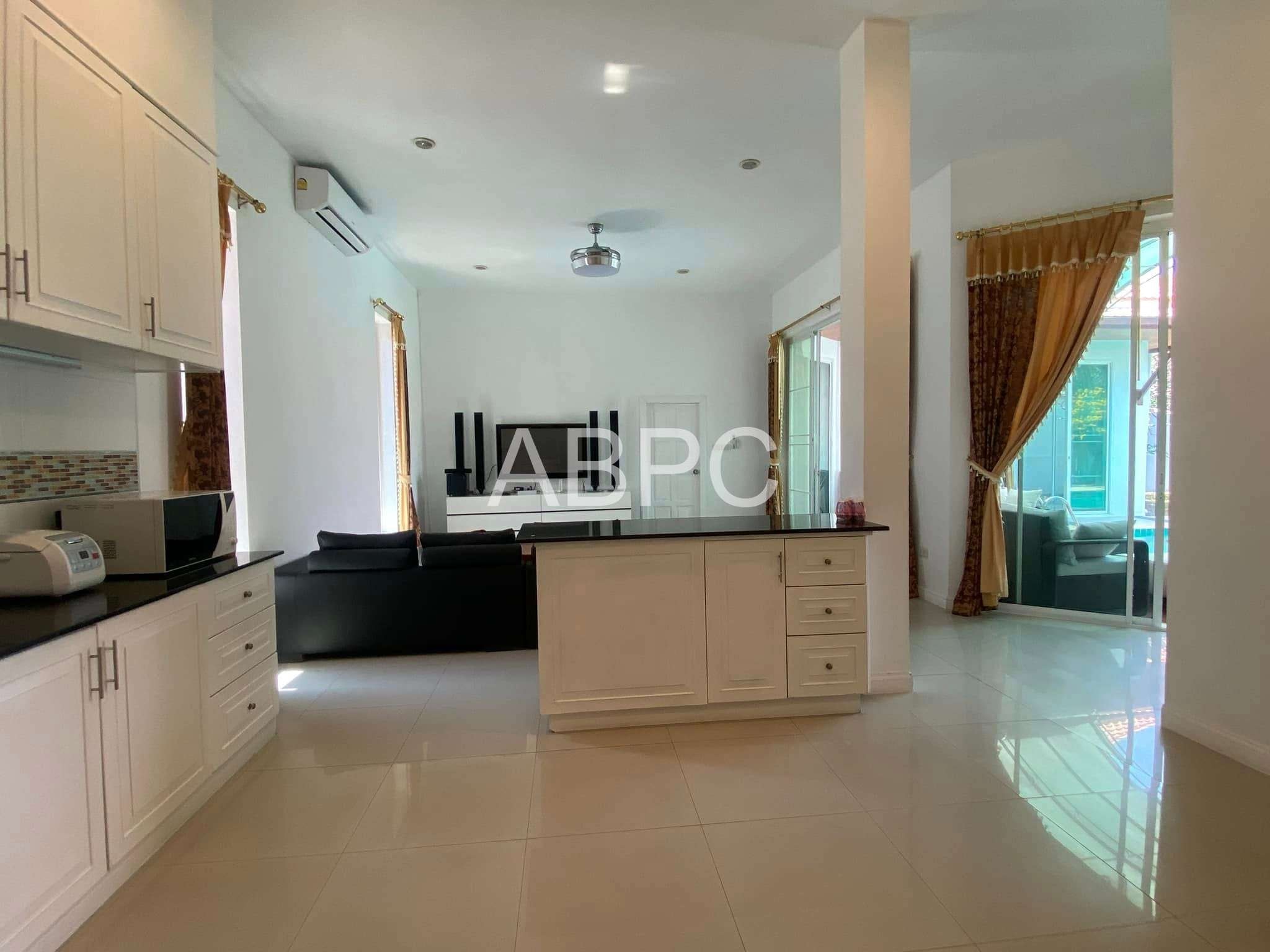 Pool Villa 3 beds 4 baths in East Pattaya for SALE/RENT photo 12