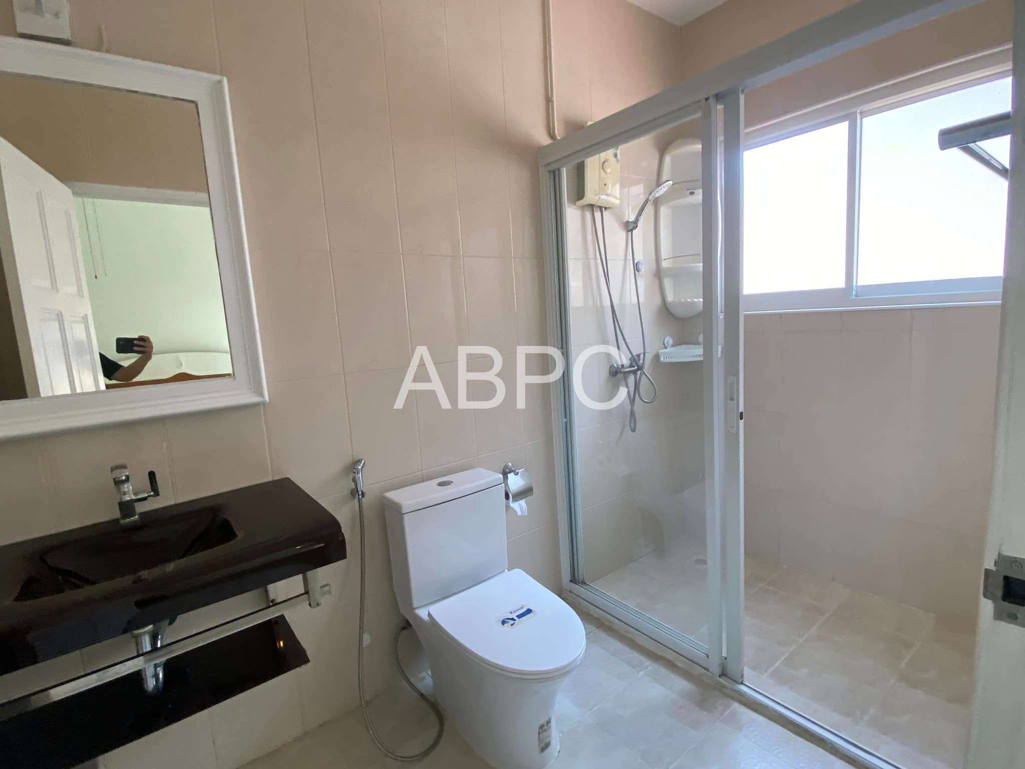 Pool Villa 3 beds 4 baths in East Pattaya for SALE/RENT photo 3