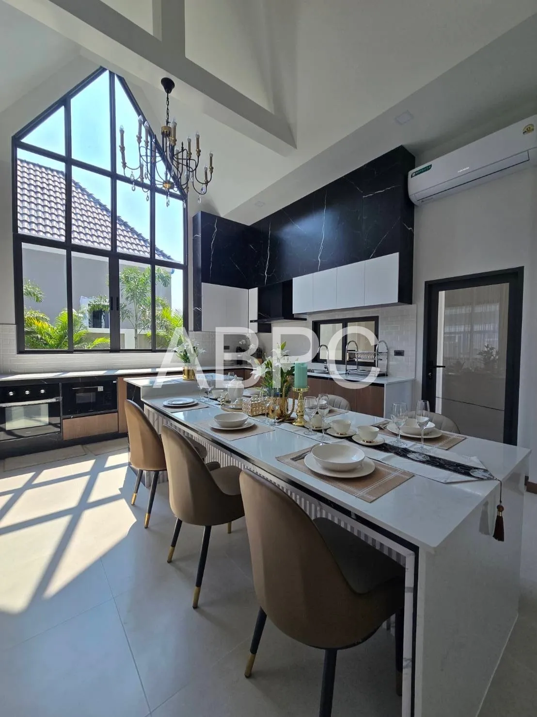 Pool Villa For Sale photo 4